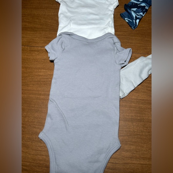 The Peanutshell onesie bundle - Picture 6 of 13